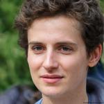 Stanislav Drako - webový vývojář, portrétová fotografie pořízená 18.05.2021. Zdroj: https://stanislav-drako.cz